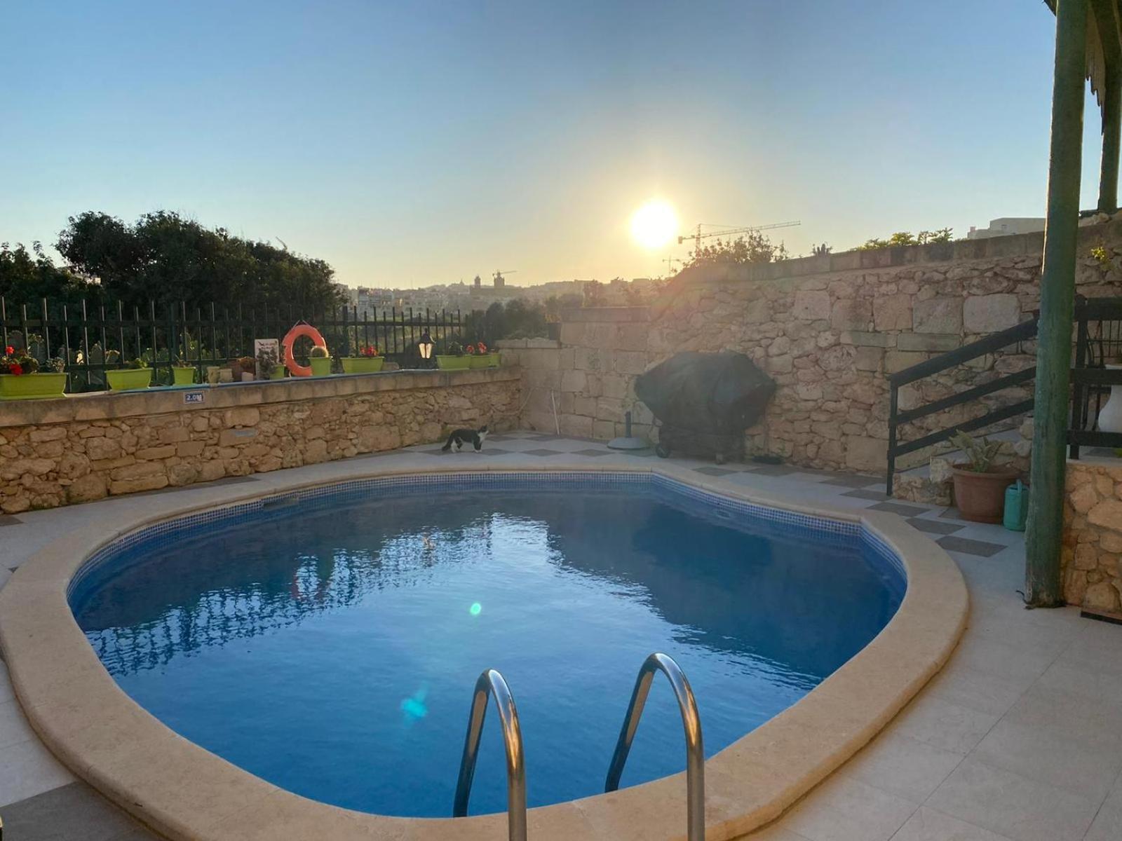 Sunrise View Villa Qala Kültér fotó